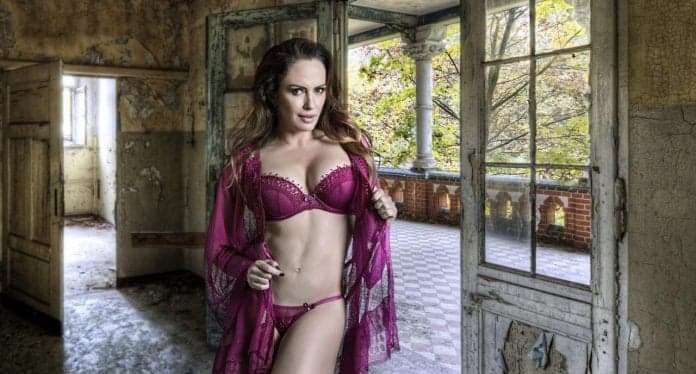 Núbia Oliiver conta um pouco sobre seu relacionamento com transexual: "Vivendo bons momentos"