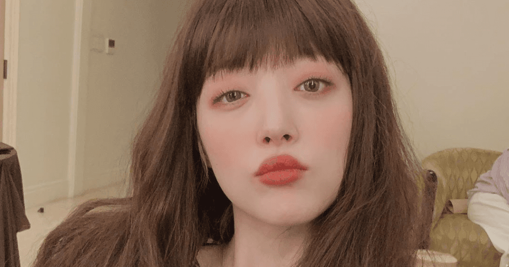 Após suicídio da cantora K-Pop Sulli, lei é criada para tentar acabar com o bullyin virtual