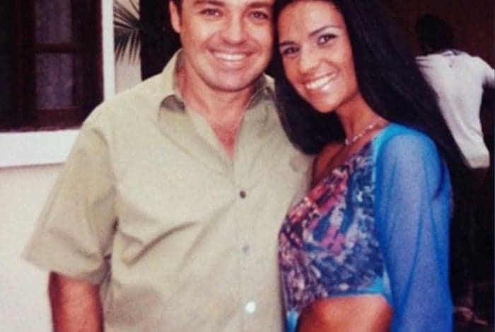 Solange Gomes desmaia após saber da morte de Gugu Liberato e relembra passado com o apresentador