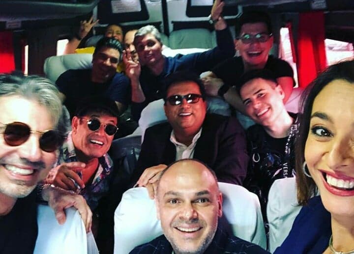 Catia Fonseca, João Kleber, Geraldo Luiz, Luiz Bacci e Sérgio Malandro são flagrados em encontro improvável e causam espanto