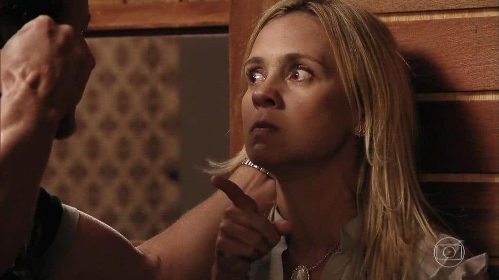 Avenida Brasil supera Malhação e encosta na novela das 18h no ibope; confira os consolidados de sexta-feira (15/11/19)