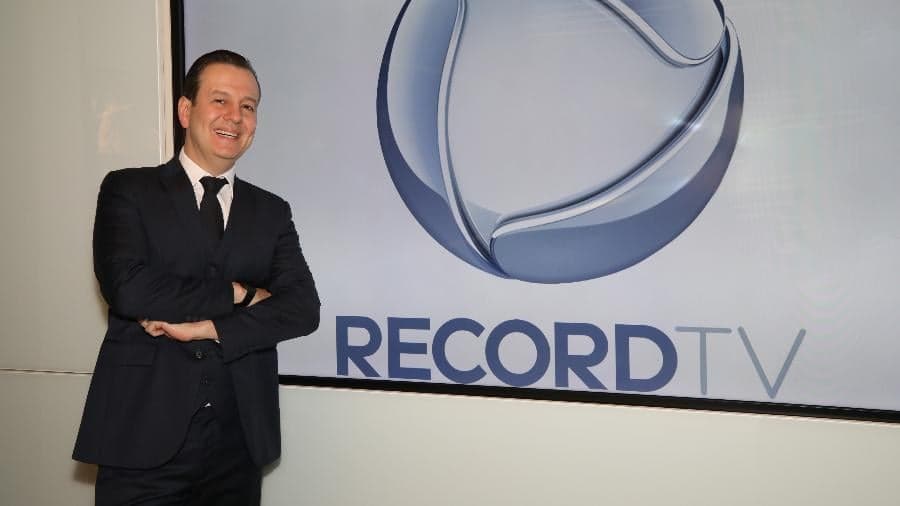 Record promove onda de mudanças, apresentadores são rebaixados e Celso Zucatelli ganha 4 horas na grade