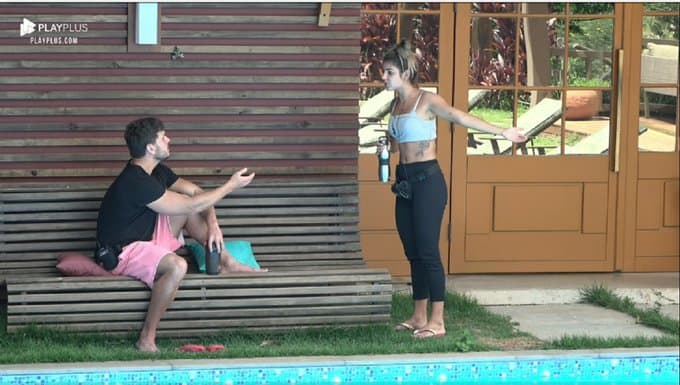 A Fazenda 11: Hariany termina tudo e compara atitude de Lucas com beijo roubado de Phellipe: "Estou angustiada"