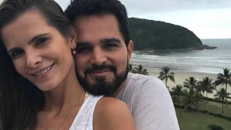 Luciano Camargo pega público de surpresa e mostra seu amor