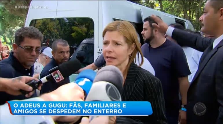 Mulher de Gugu fala pela primeira vez com a imprensa após morte do marido e emociona com declaração