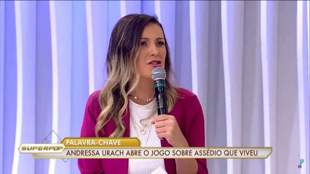 Andressa Urach, aos prantos, expõe pela primeira vez que foi abusada na infância: “demoníaco”