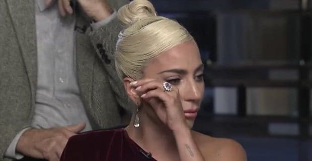 Lady Gaga é obrigada a cancelar shows depois de grave doença e estado de saúde preocupa a todos