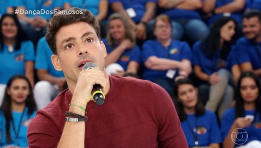 Cauã Reymond pega público de surpresa e faz comunicado emocionante: "melhor caminho"