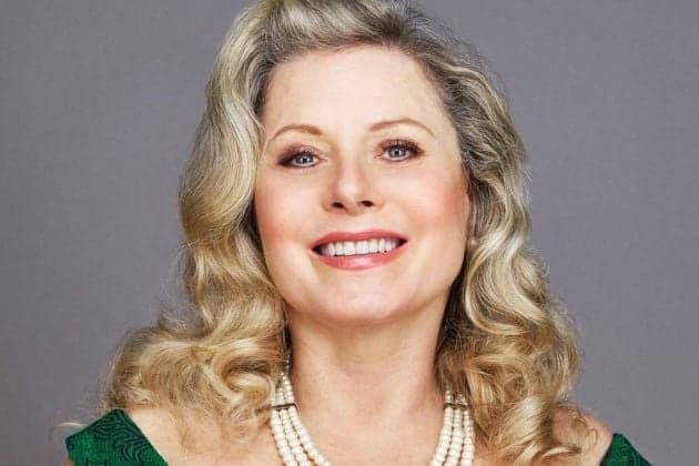 Vera Fischer quebra regra da Globo e fala sobre demissões na emissora: "Alguns artistas são mais privilegiados"