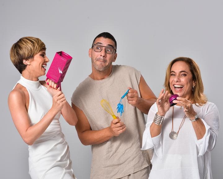 Mensagem de Fim de Ano TV Globo Hoje é um Novo Dia Vitoria Strada e Barbara Coelho