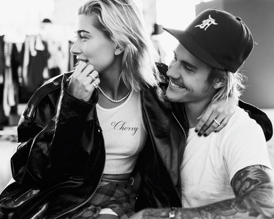 Esposa de Justin Bieber fala sobre o casamento e afirma: "A fé é a parte mais importante"