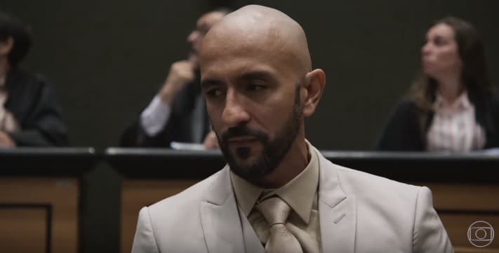 Amor de Mãe: Irandhir Santos infernizará a vida de Adriana Esteves e Vladimir Brichta