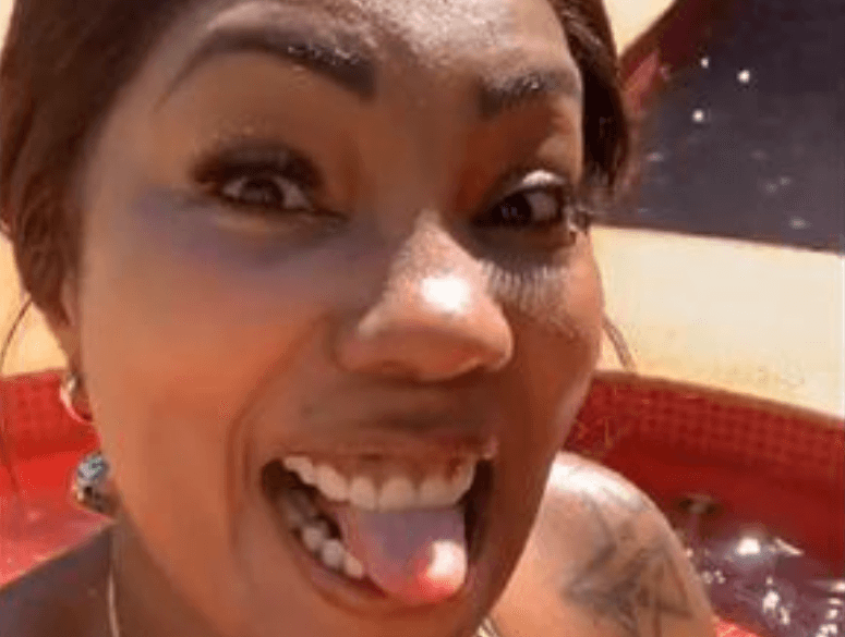 Mãe da Ludmilla é flagrada curtindo piscina em momento íntimo com namorado; veja