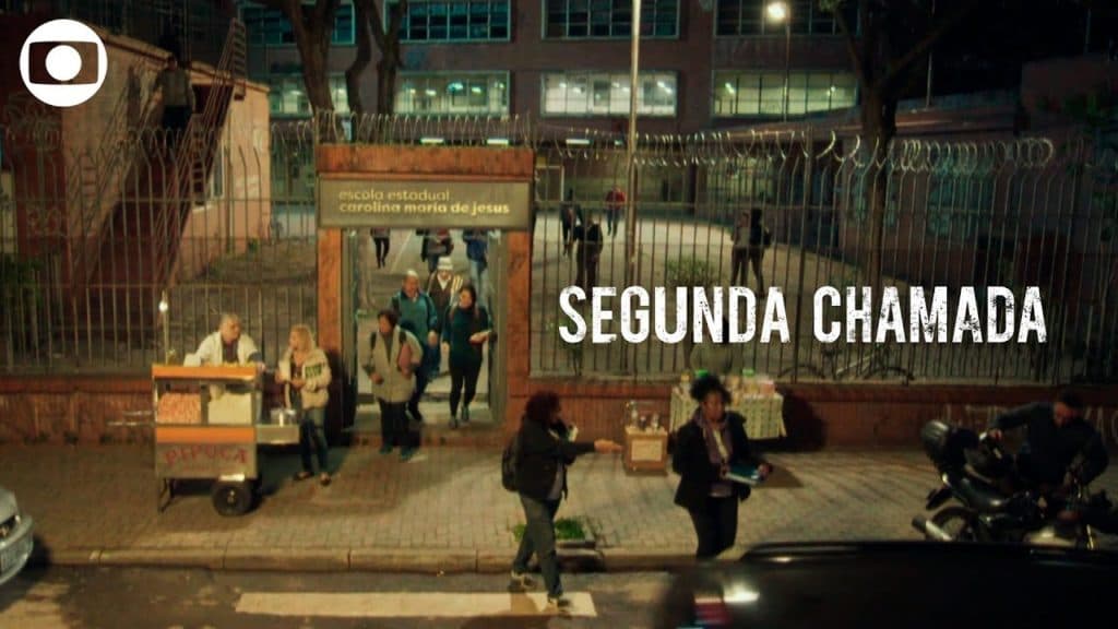 Globo exibe cena de bebê se afogando na série Segunda Chamada e vira alvo de polêmica: "Chocante e fortíssima"