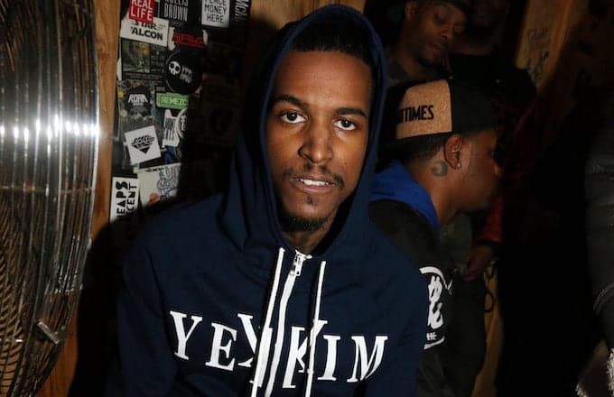 O rapper americano Lil Reese foi baleado no pescoço e estado de saúde é preocupante (Foto: Reprodução)
