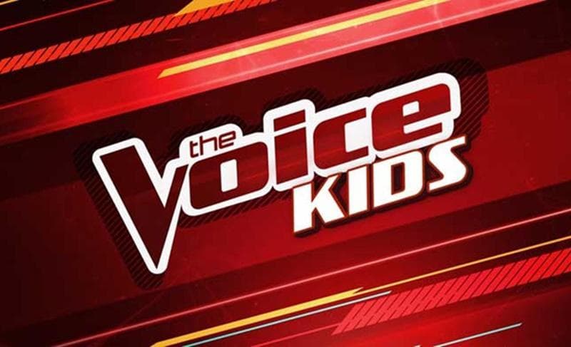 Participante famosa do The Voice Kids sofre grave acidente em parque de diversões e é internada às pressas
