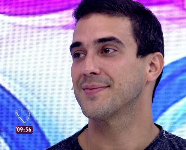 André Marques debocha de personagem histórico de folhetim da Globo: 'Não perderam nada'