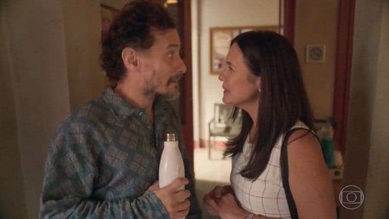 Amor de Mãe: Durval esquece Thelma e engata novo namoro; saiba com quem