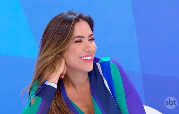 Patricia Abravanel alfineta Record em postagem e fãs partem pra cima da Globo