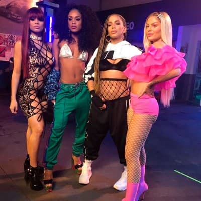 Aliada de Anitta, Mc Rebecca sofre racismo e desabafa: 'Eu não entendo o brasileiro'