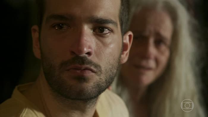 Amor de Mãe: Sandro não é Domênico e tem verdadeira história revelada