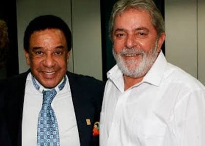 Agnaldo Timóteo assume morrer de amor por Lula e fala sobre Jair Bolsonaro