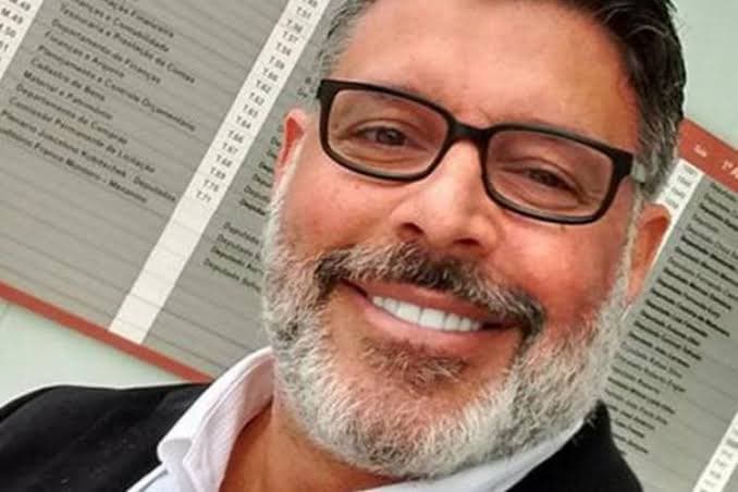 Alexandre Frota dá calote de 80 mil reais em boate gay, acaba processado e recebe veredito na justiça