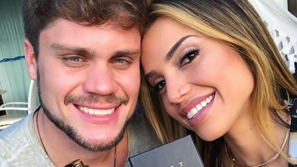 Paula Amorim e Breno Simões, do BBB18, anunciaram que vão se casar (Foto: Reprodução)