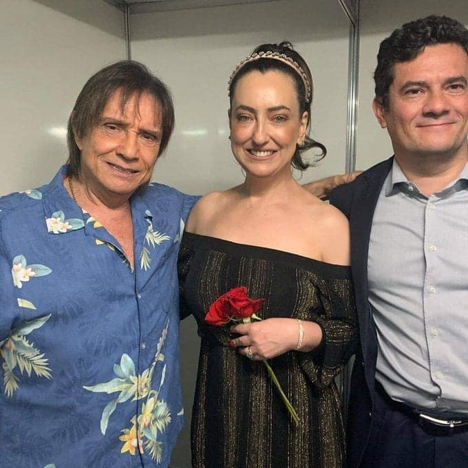 Roberto Carlos, Sergio Moro e esposa (Foto: Reprodução) Bolsonaro Roberto Carlos, Sergio Moro e esposa (Foto: Reprodução) Bolsonaro