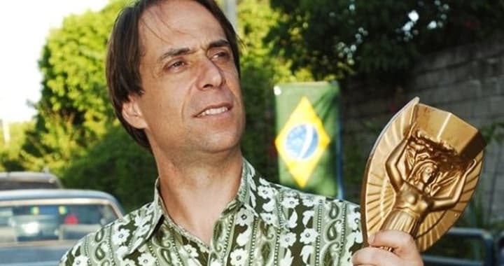 Pedro Cardoso fez sucesso como o Agostinho de A Grande Família. (Foto: Divulgação) Pedro Cardoso fez sucesso como o Agostinho de A Grande Família. (Foto: Divulgação)