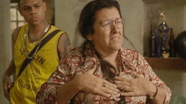 Amor de Mãe: Lurdes comete loucura para salvar a vida de Sandro e sequestro causa pânico