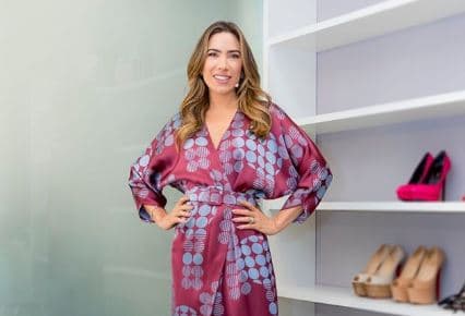 A famosa apresentadora do SBT e filha de Silvio Santos, Patrícia Abravanel deixou os seus seguidores ouriçados ao aparecer com visual totalmente repaginado (Foto: Reprodução/Instagram) A famosa apresentadora do SBT e filha de Silvio Santos, Patrícia Abravanel deixou os seus seguidores ouriçados ao aparecer com visual totalmente repaginado (Foto: Reprodução/Instagram)