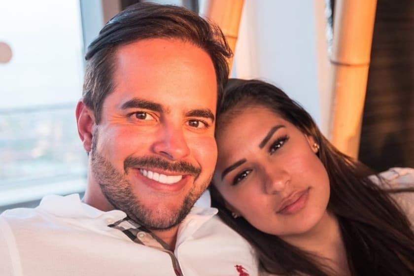 Simone e Kaká Diniz trocam declarações