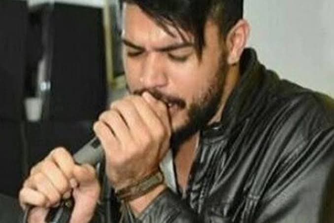 Valdeci dos Santos morreu em trágico acidente de carro (Foto: Reprodução) Valdeci dos Santos morreu em trágico acidente de carro (Foto: Reprodução)