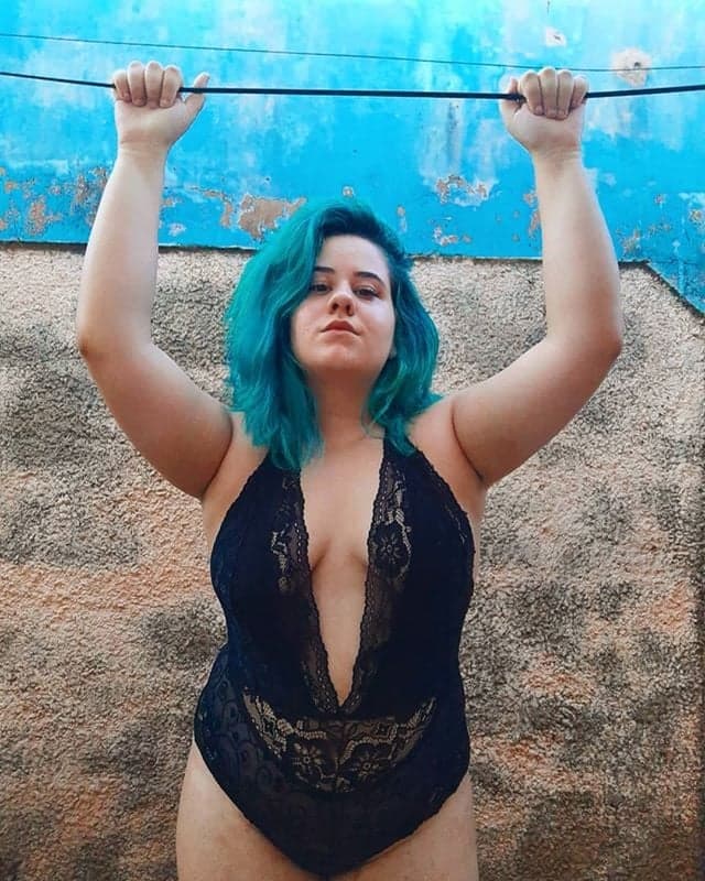 Atriz mandou recado empoderado para seguidoras no Instagram (Foto: Reprodução)