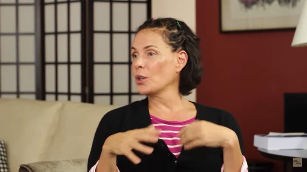 Carolina Ferraz, após pedir indenização de 10 milhões para a Globo, revela que não voltará a fazer novelas