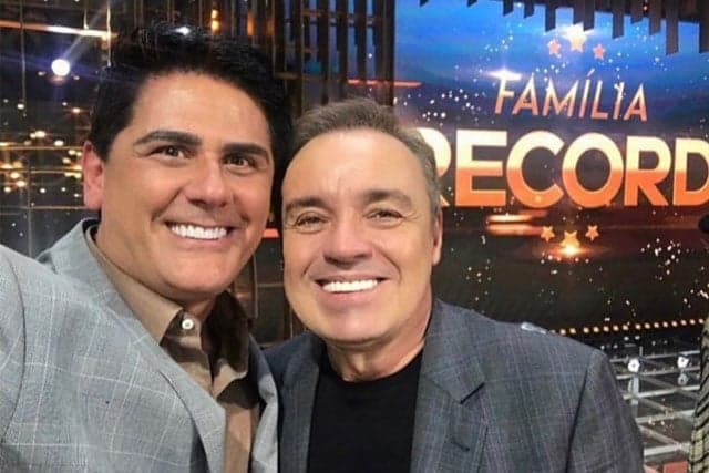 Record polemiza ao pedir alegria em evento para Gugu e surpreende artistas