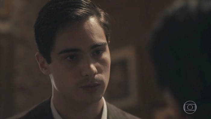 Carlos, personagem de Danilo Mesquita, em Éramos Seis, novela das seis da Globo (Foto: Reprodução) Carlos, personagem de Danilo Mesquita, em Éramos Seis, novela das seis da Globo (Foto: Reprodução)