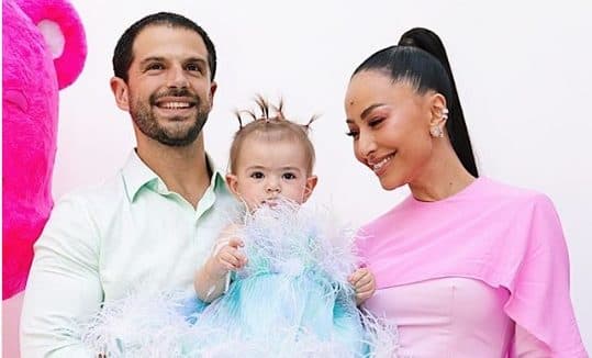 Após festa milionária de Zoe, Sabrina Sato dá detalhes de seu Natal e confessa: "Cada um leva um prato"