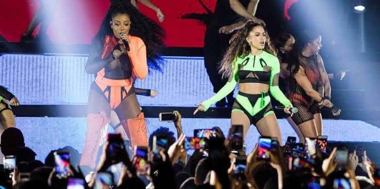 Após briga feia, Ludmilla aparece em show da Anitta e surpreende público; saiba mais