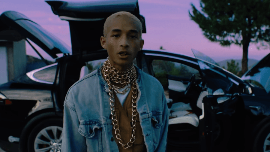 Jaden Smith revelou que estranhos passaram a oferecer comida para ele nas ruas (Foto: Reprodução)