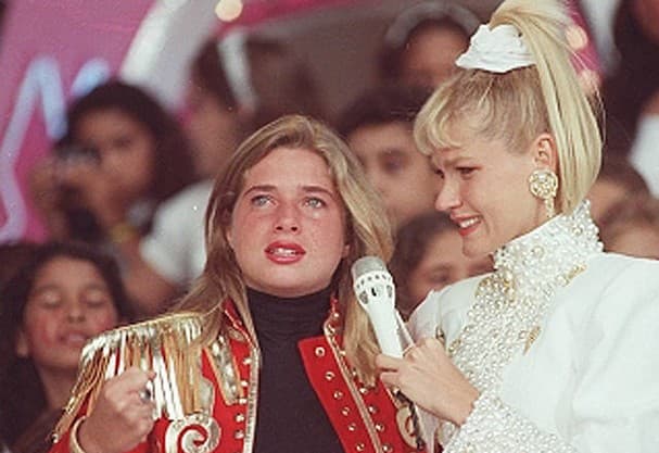 Atriz global esnoba Xuxa descaradamente, inventa doença e dispensa rainha dos baixinhos