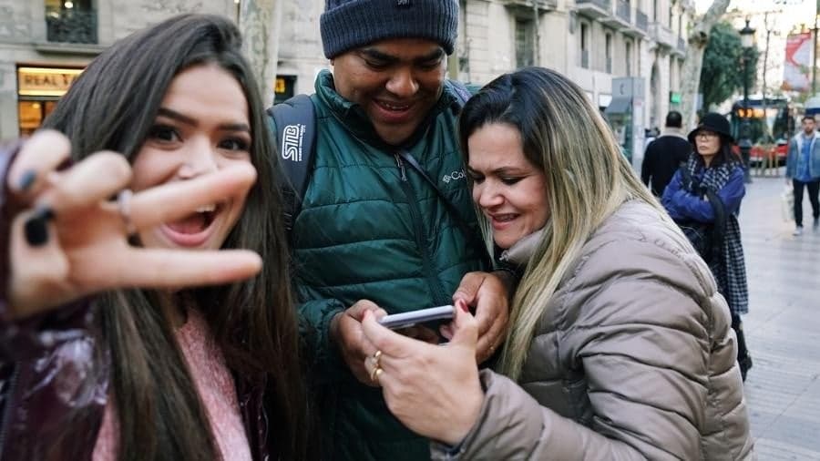 Maisa entrega racismo sofrido pelo seu pai e faz dura declaração: ''Ele sempre é o segurança, motorista''