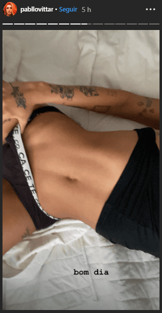 Pabllo Vittar publica foto onde aparece abaixando cueca e quase mostra demais (Foto: Reprodução/ Instagram)