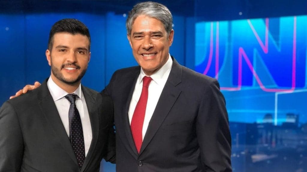 Ex âncora do Jornal Nacional vai pra Record, explode em polêmica com olho roxo e cueca, mas afunda audiência
