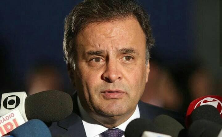 Aécio Neves é internado as pressas e passa por cirurgia de emergência
