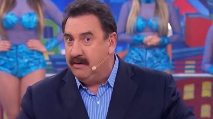 Antes de transferência polêmica para o SBT, Ratinho despertou interesse da Globo: "Tem um carisma danado"