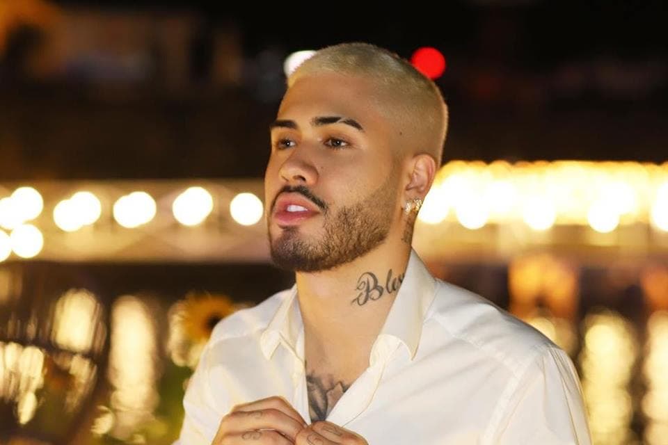 O famoso cantor e funkeiro, Kevinho voltou a agitar a internet ao surgir com postura completamente diferente depois de ter começado a namorar (Foto: Reprodução/Instagram)