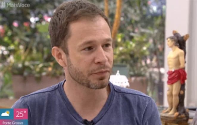 Tiago Leifert abandona o Twitter após ficar traumatizado, chama internautas de "porcalhadas" e é criticado