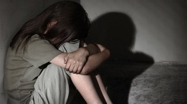 Após palestra em escola, criança de 10 anos choca todos ao entregar bilhete com conteúdo assustador